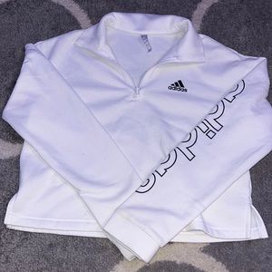 Adidas cropped quarter zip. Size small. White with black logo on sleeve.